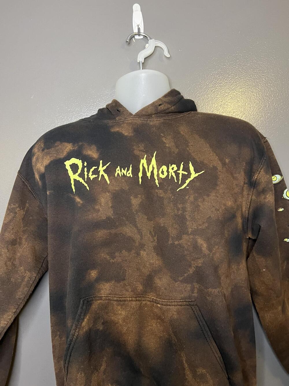 Rick And Morty Hoodie Mens Medium Brown Bleach Tie Dye Graphic Fleece Sweatshirt
